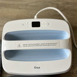Cricut EasyPress 2 Heat Press Machine