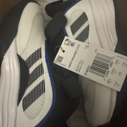 Adidas Own The Game 3.0