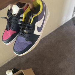 Jordans/Nikes for sale like new 