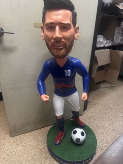 Messi 3 feet huge babble head