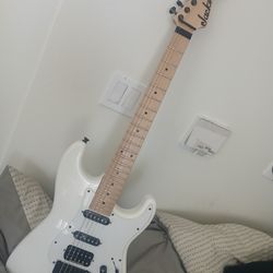 Jackson Adrian Smith Signature Model w Duncan Sh4..in Xlnt Condition..$450