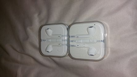 Apple IPhone headphones (wired)