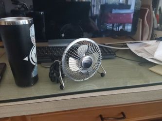 Desk fan