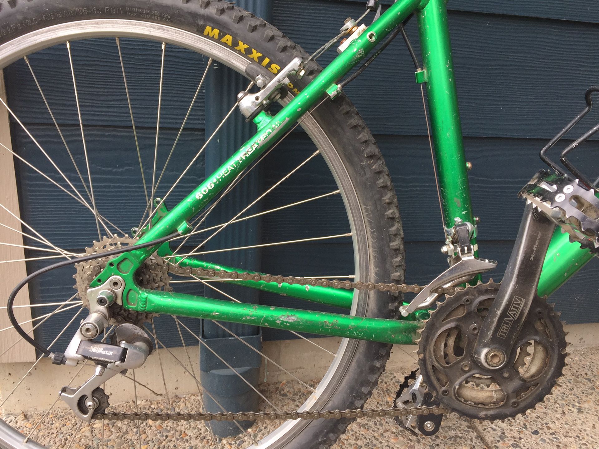 pink trike motorcycle