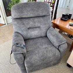VCF Electric Recline & Lift Chair w/ Heat & Massage Like New! Barely Used, Just Cleaned!