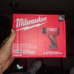 Milwaukee M18 Compact Heat Gun