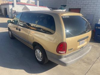 1996 Dodge Grand Caravan