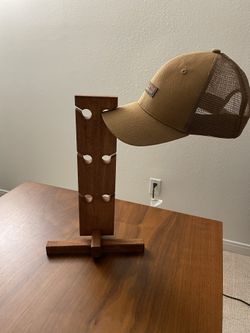 Wooden Cap Hat Rack