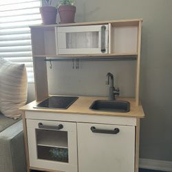 IKEA - Children's Wooden Play Kitchen