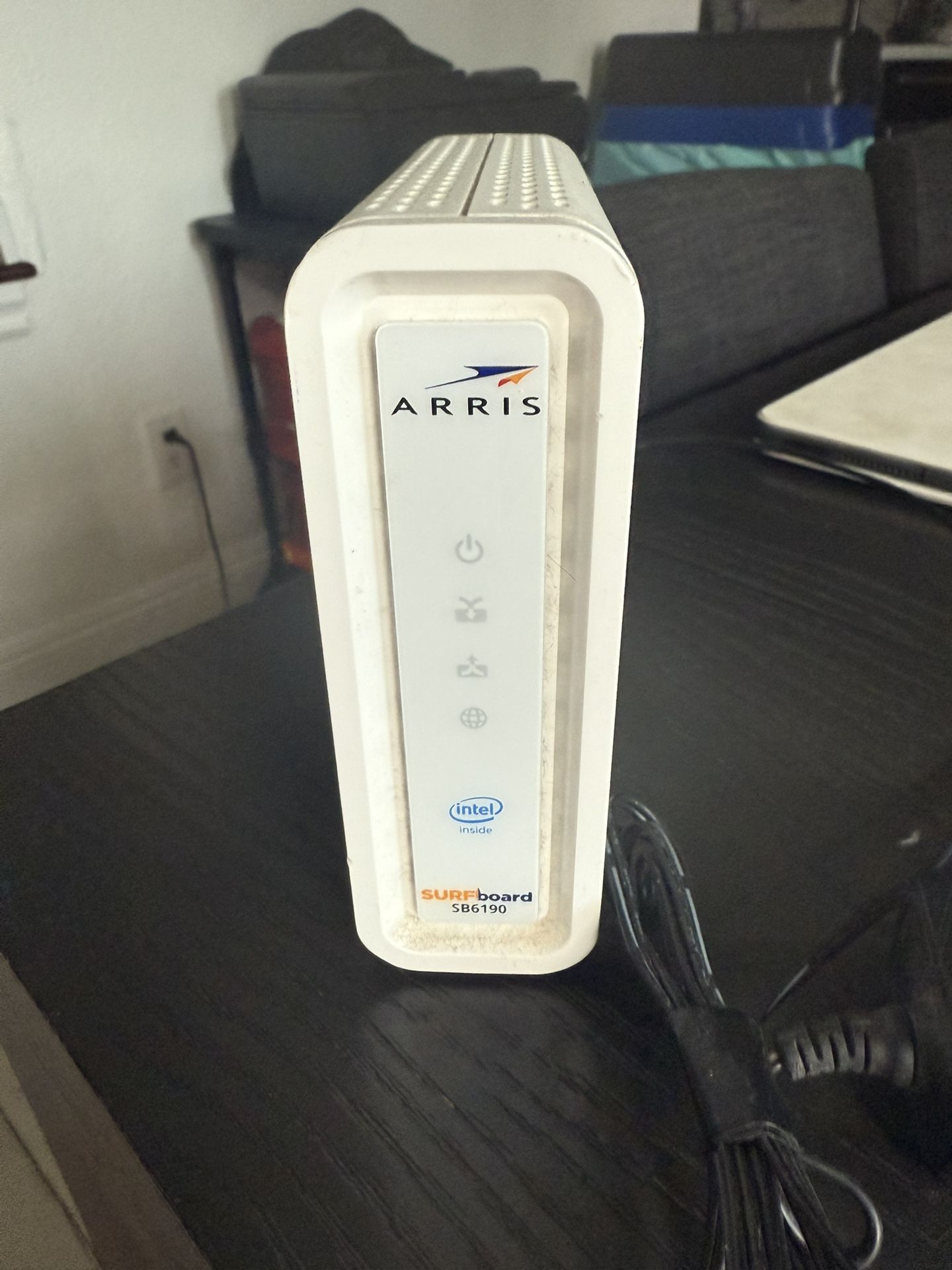 ARRIS (SB8200) - Cable Modem - Fast DOCSIS 3.1 32x8 Gigabit Cable Modem , Approved for Comcast Xfinity, Cox, Charter Spectrum, & more | 1 Gbps Max Int