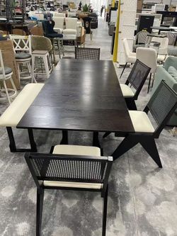 Extendable Dining Table Set for 6 Persons