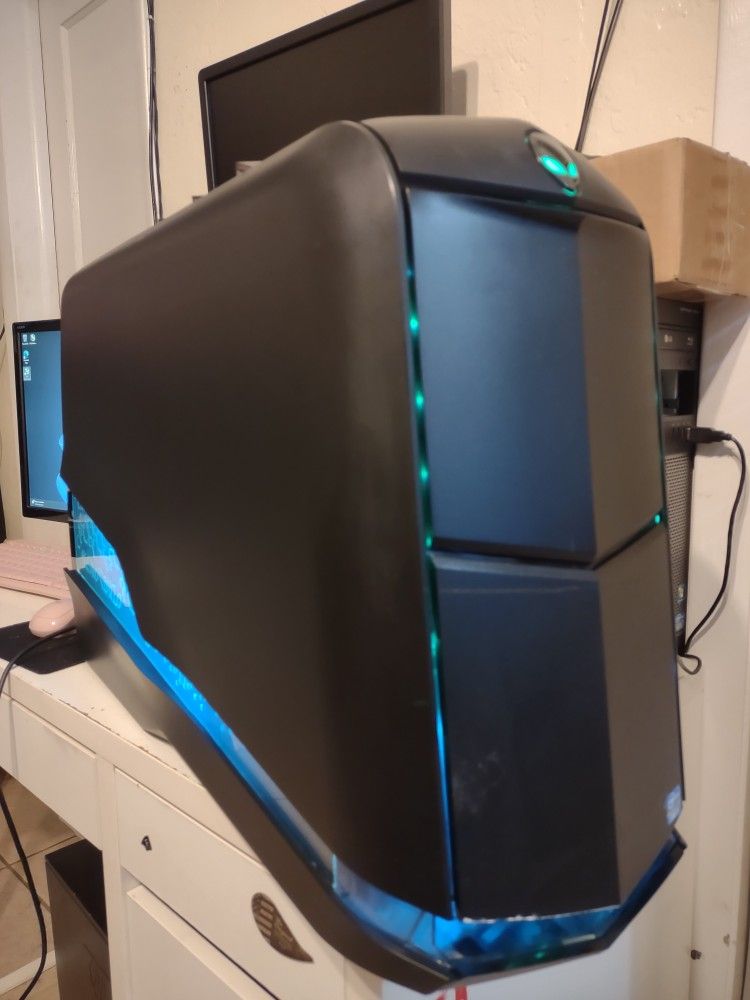 Alienware AURORA R4 Gaming PC