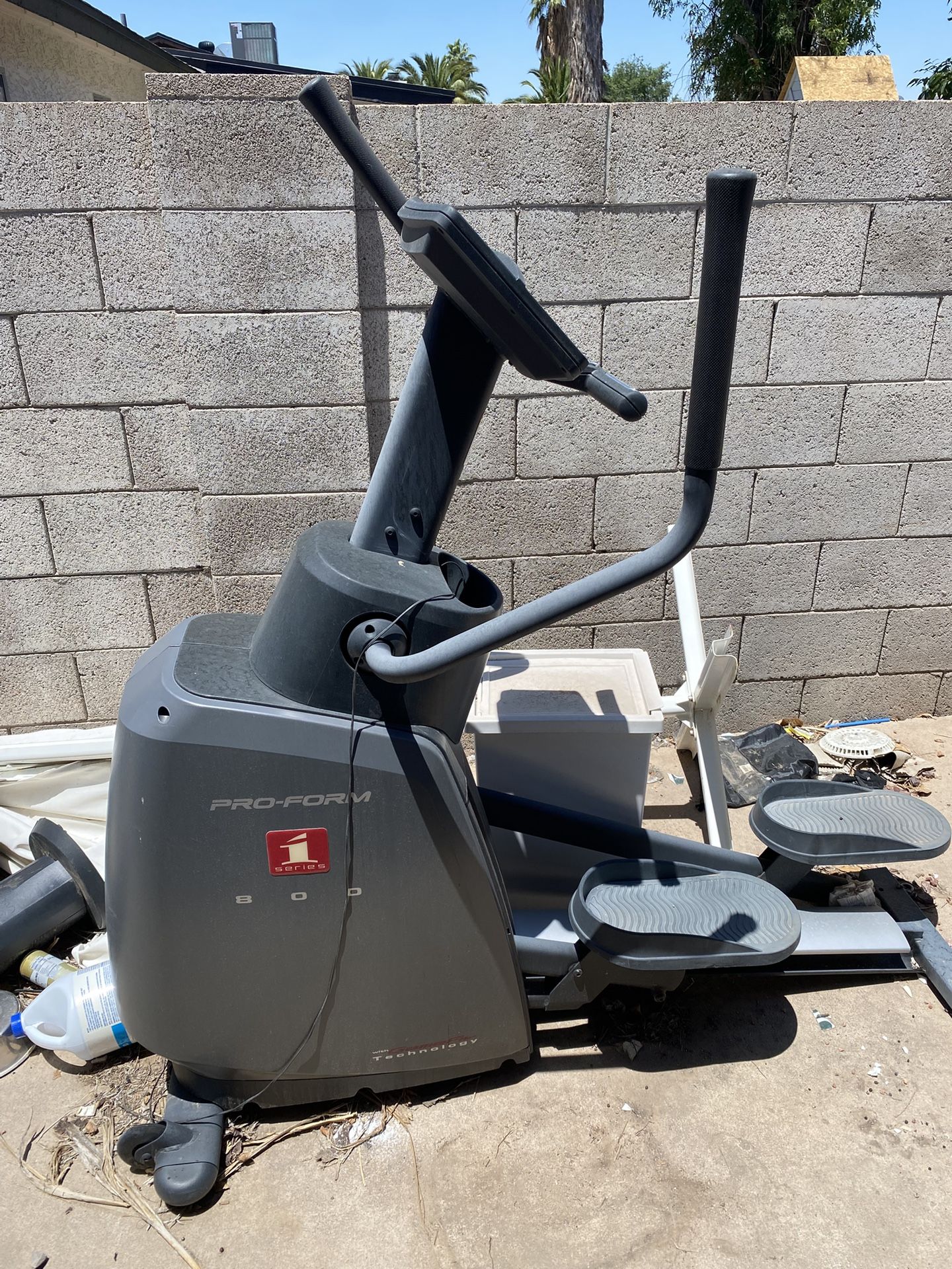 FREE ELLIPTICAL