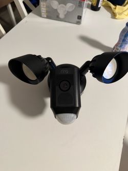 ring floodlight camera