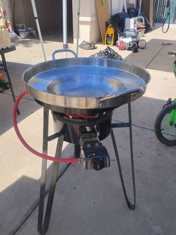 Burner and pan