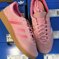 Adidas Spezial Valentines Day Size 6y & 7y