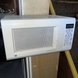 GE turntable microwave