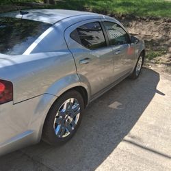 2014 Dodge Avenger