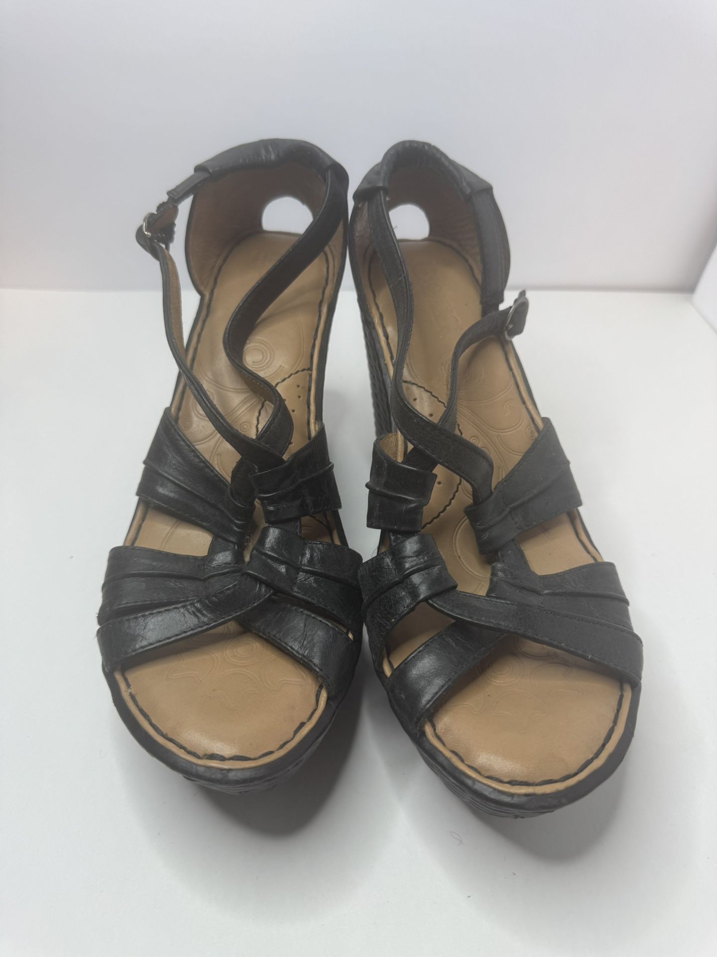 Born Black Leather Wedge Platform Sandals Size 9 /40.5