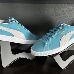 Puma Suede Employee Exclusive  size 12