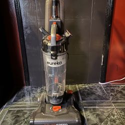 Eureka Bagless vacuum 