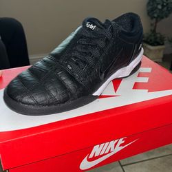 Women’s Nike shoesSize 7 “New”