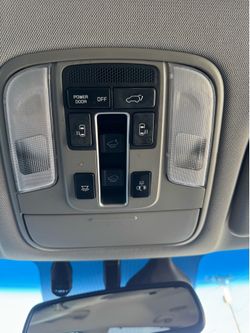 2017 KIA Sedona
