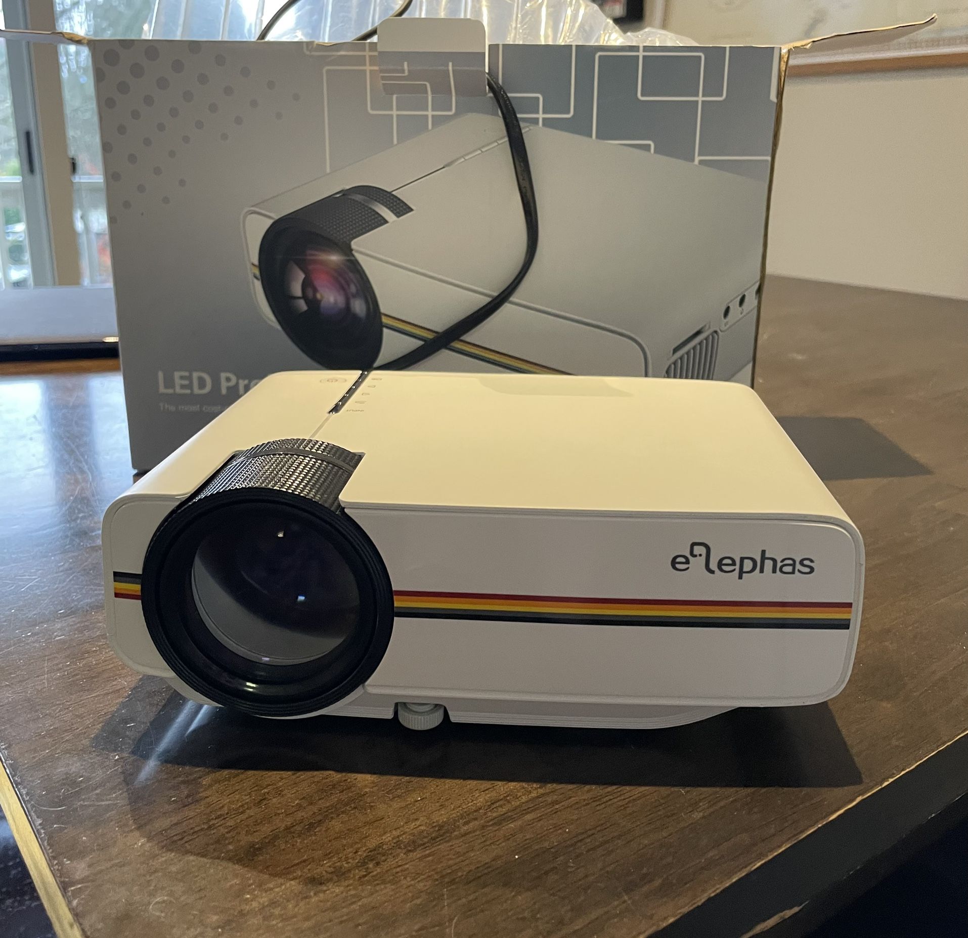 LED Projector