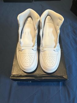 Air Jordan 1 Mid SE Size 12