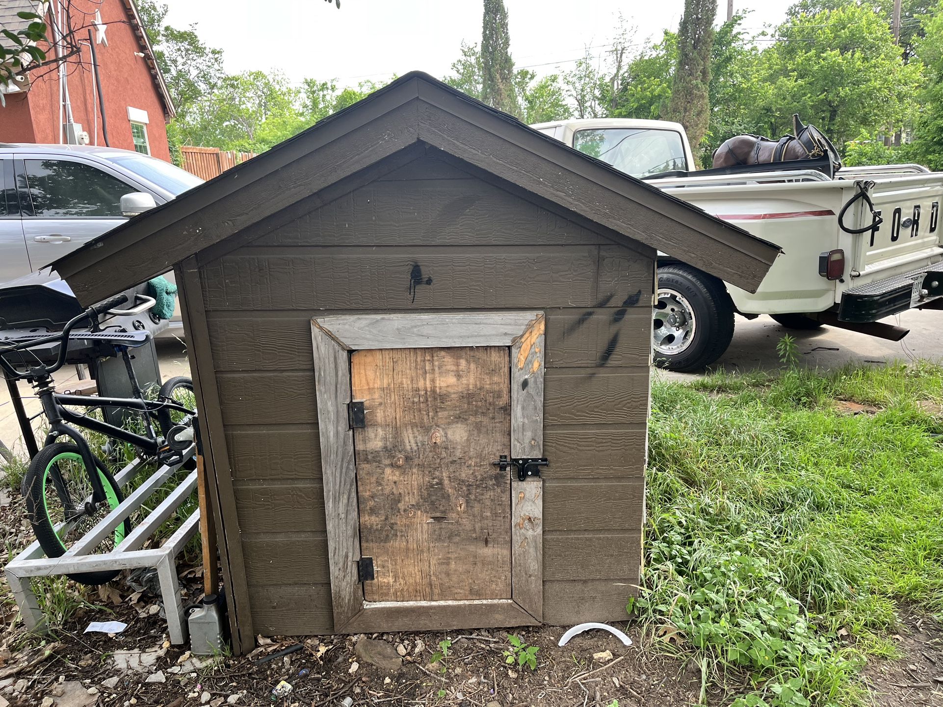 Dog House