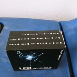 LED.BULBS FOR A 2000 LINCOLN TOWNCAR STILL IN THE BOX THATS NEVER BEEN USED