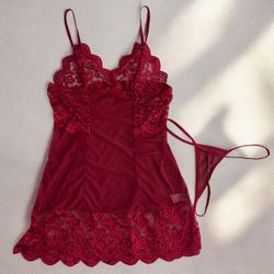 Lingerie set❤️Medium & X-large $30ea/ Conjunto en Talla M y XL en $30cada uno