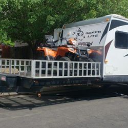 2009 Cherokee Wolf Pack Toy Hauler 