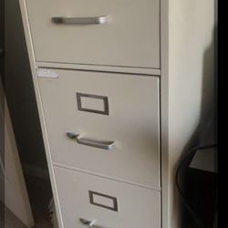  4-drawer vertical filing cabinet 