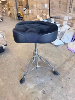 Pro Oversized Motorcycle Style Throne