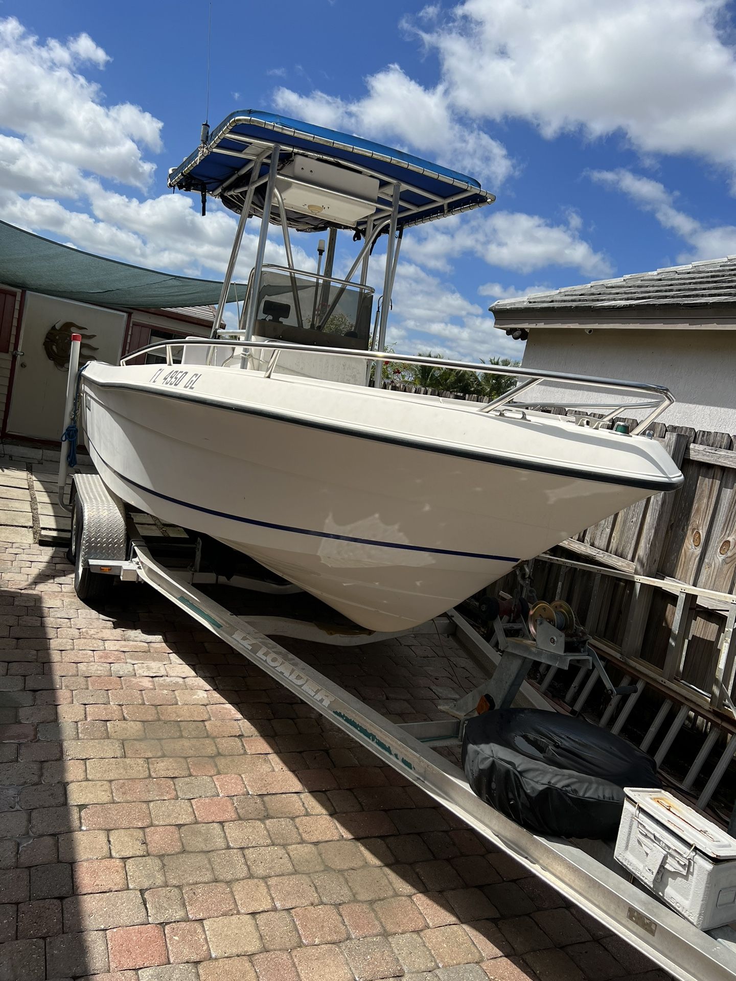18ft 6in Wahoo Open Fish for Sale in Miami, FL - OfferUp