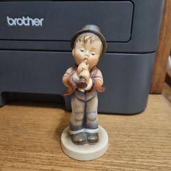 M.I. Hummel Figurine "Serenade" Vintage 