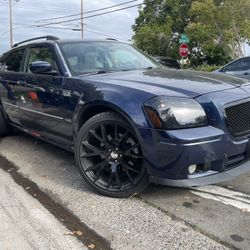 2006 Dodge Magnum V8 AWD