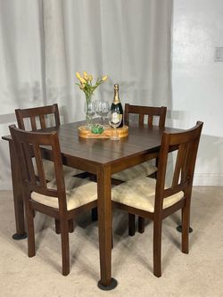 Cozy Kitchen Dining Table with 4 Chairs
