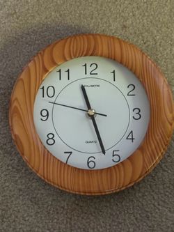 Acu-Rite Quartz Wall Clock