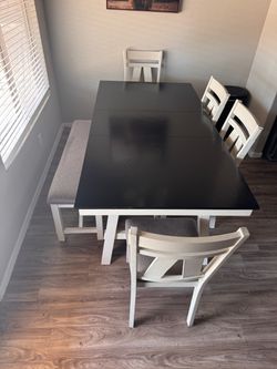 Dining Table 4 Chairs & 1 Bench