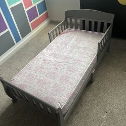 Delta toddler bed & Sally baby waterproof mattress