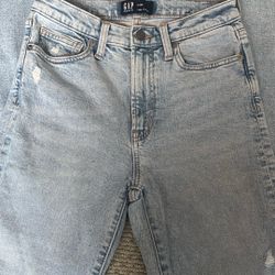 Hugh rise Light Wash Gap Flare jeans 