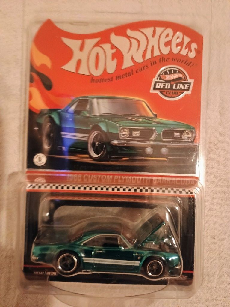 Hot Wheels RLC 1968 Plymouth Barracuda