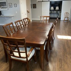 Dining set and cabinet