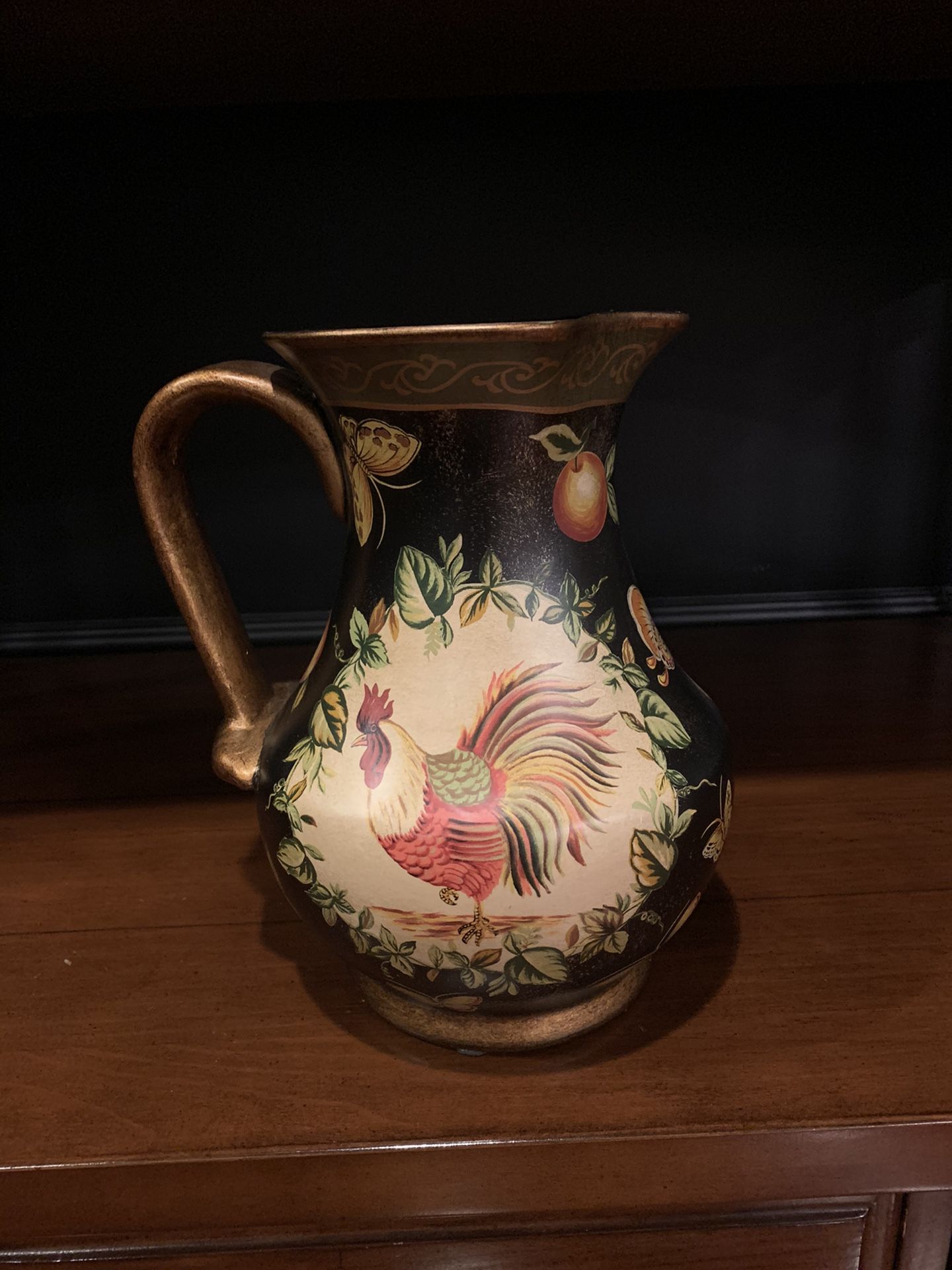 Rooster Pitcher