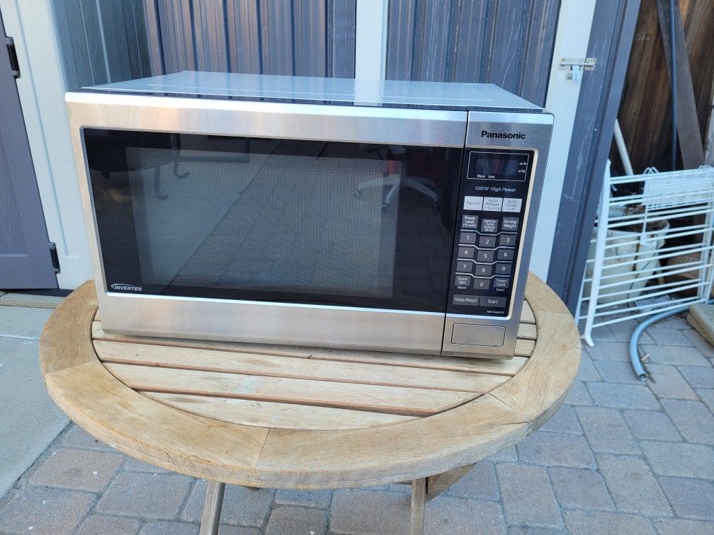 Microwave Oven 100$