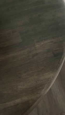 Brand new pedestal table