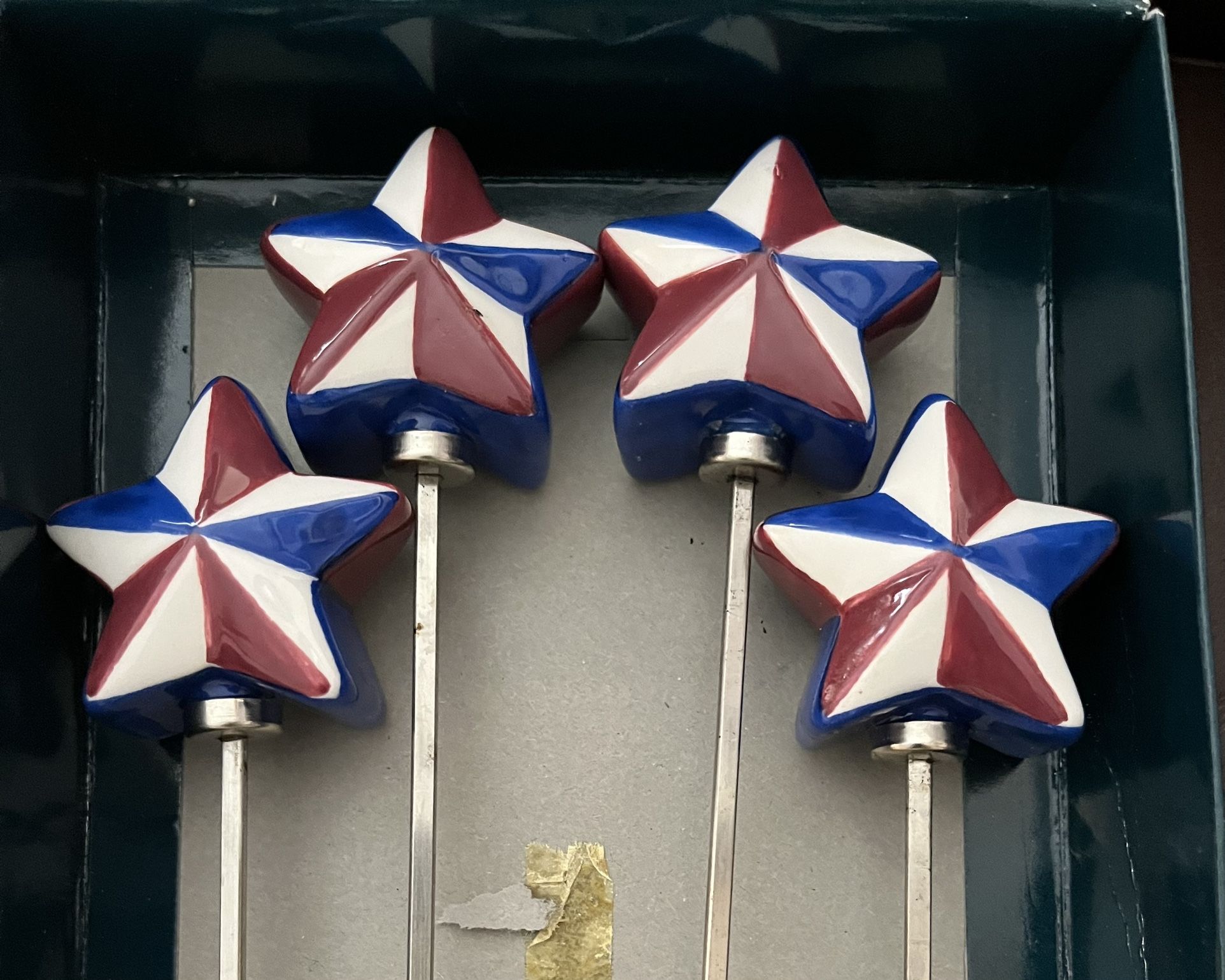 Set of 4 Patriotic Star Barbecue Skewers - New 