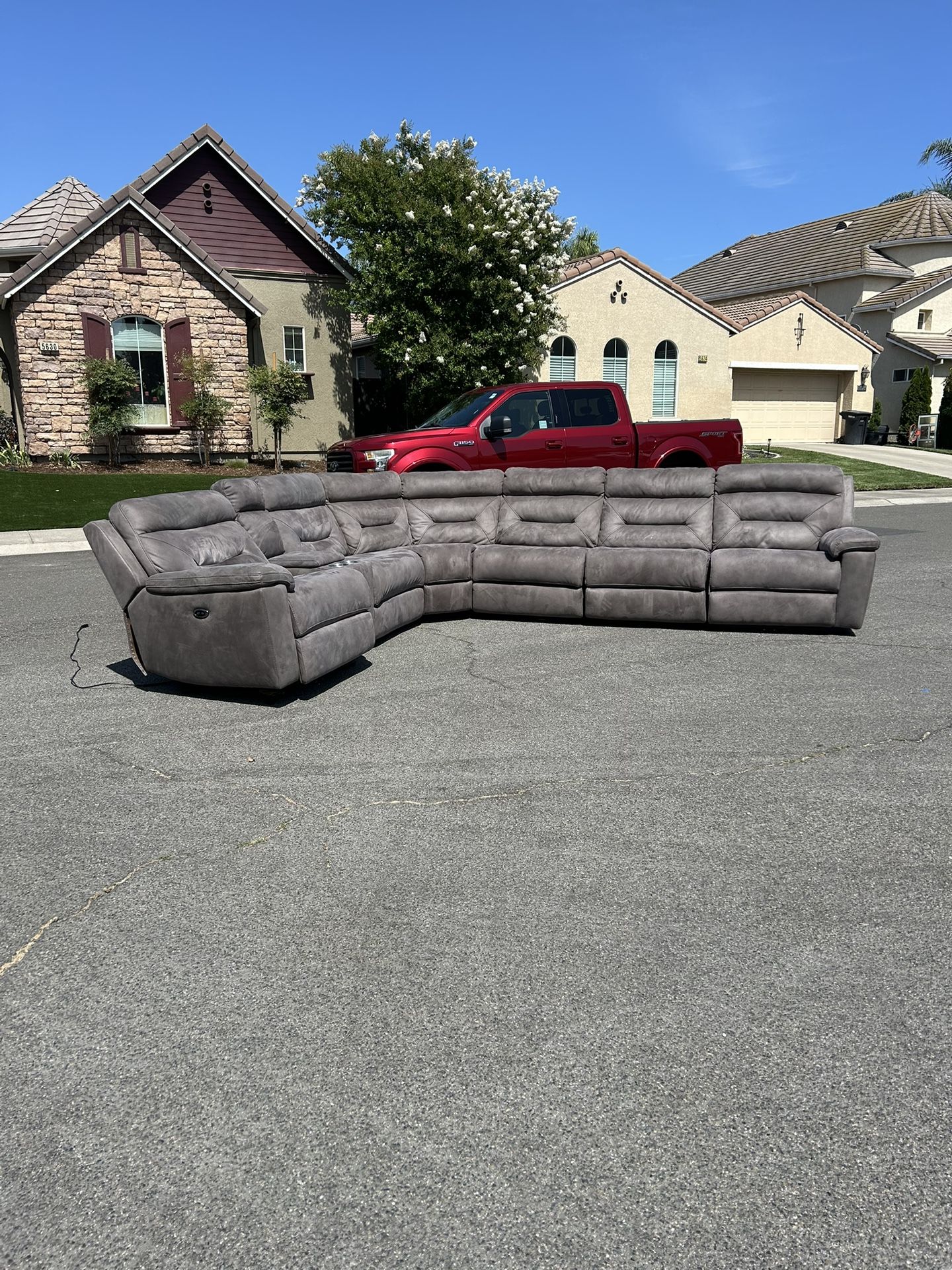 Beautiful Grey Power Recliner Sectional (Free Local Delivery)